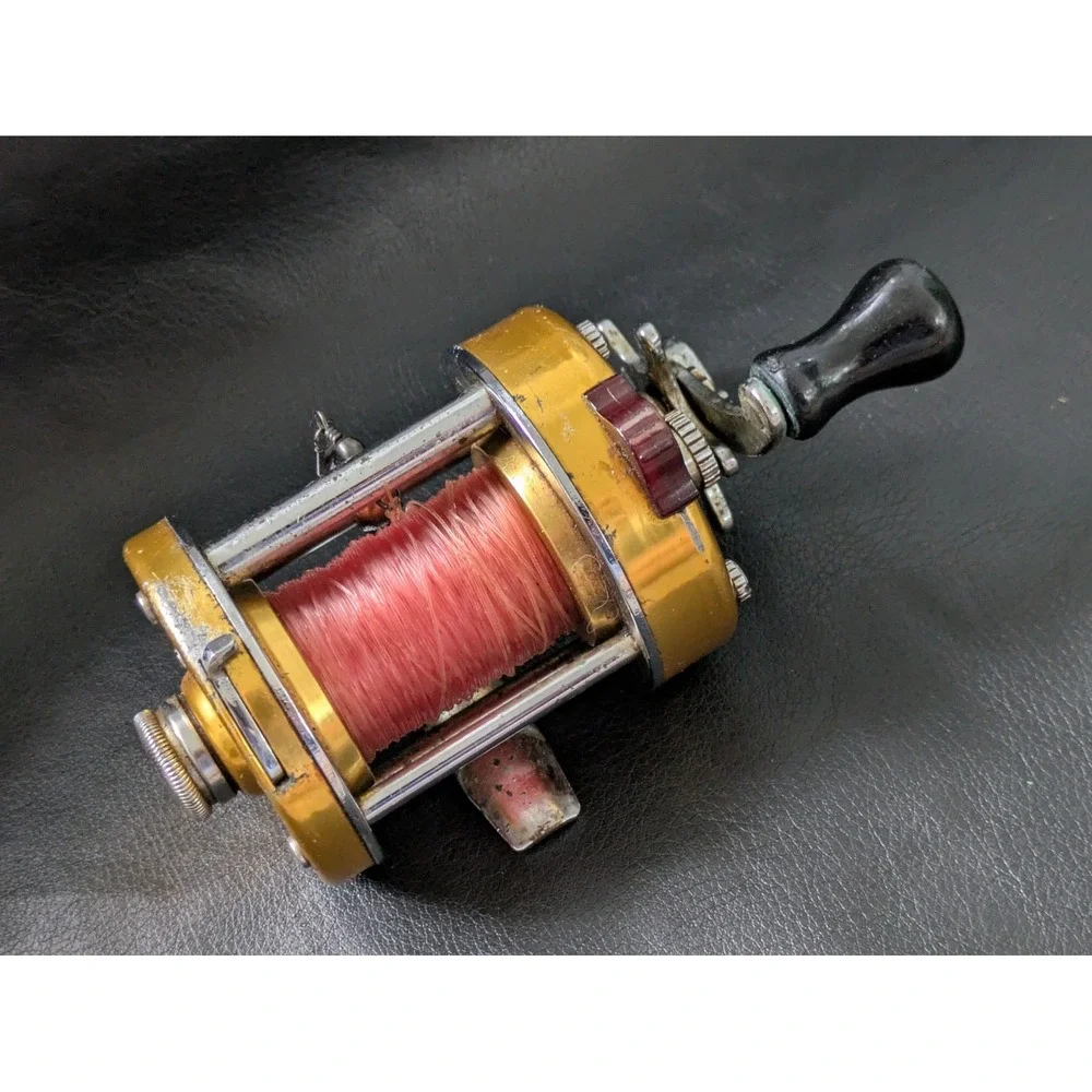 Penn Reels Levelmatic 930 Bait Casting Reel Gold Working